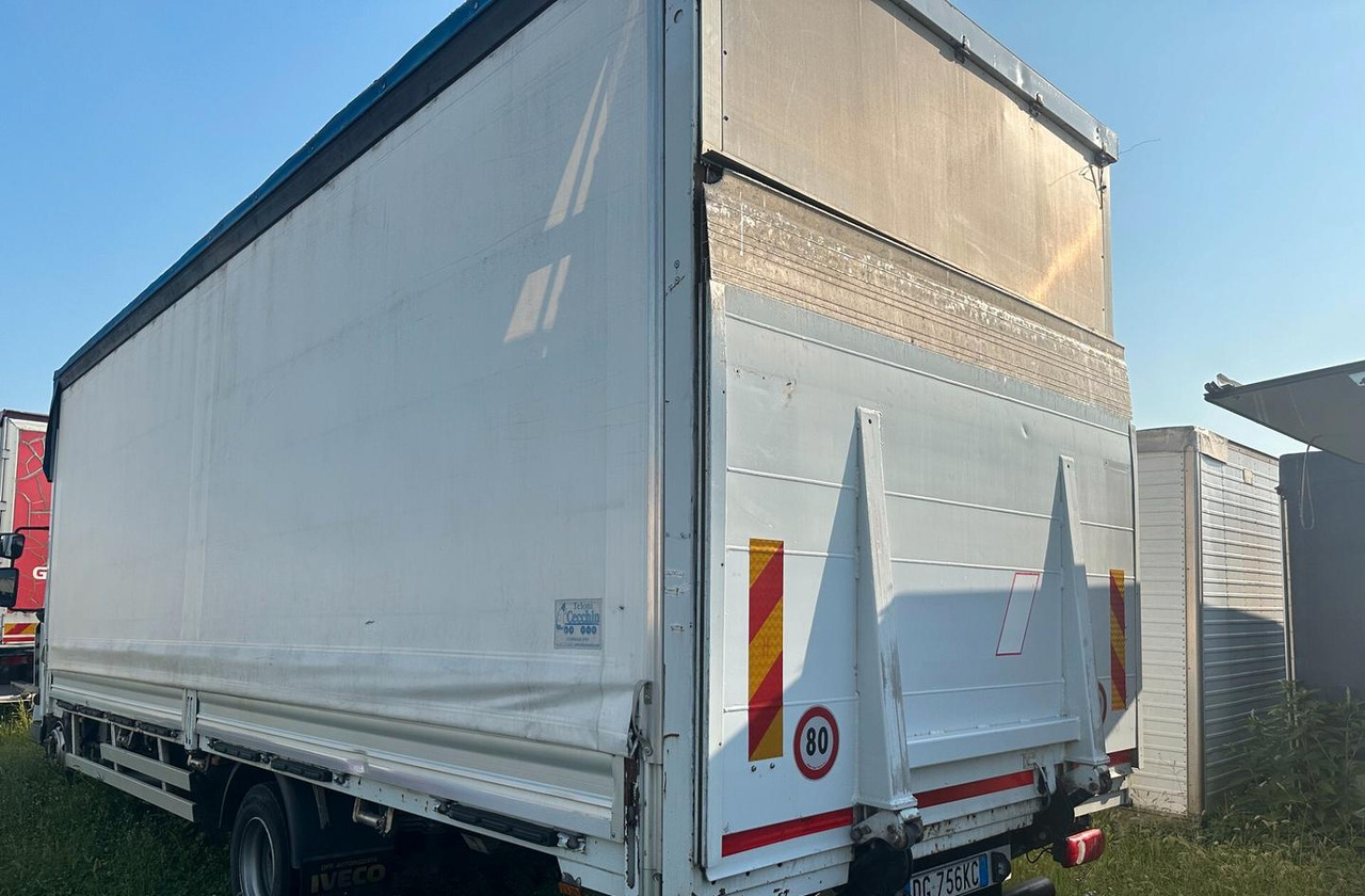 Renault MIDLUM 215.10 - شاحنة ستارة: صورة 3 Renault MIDLUM 215.10 - شاحنة ستارة: صورة 3