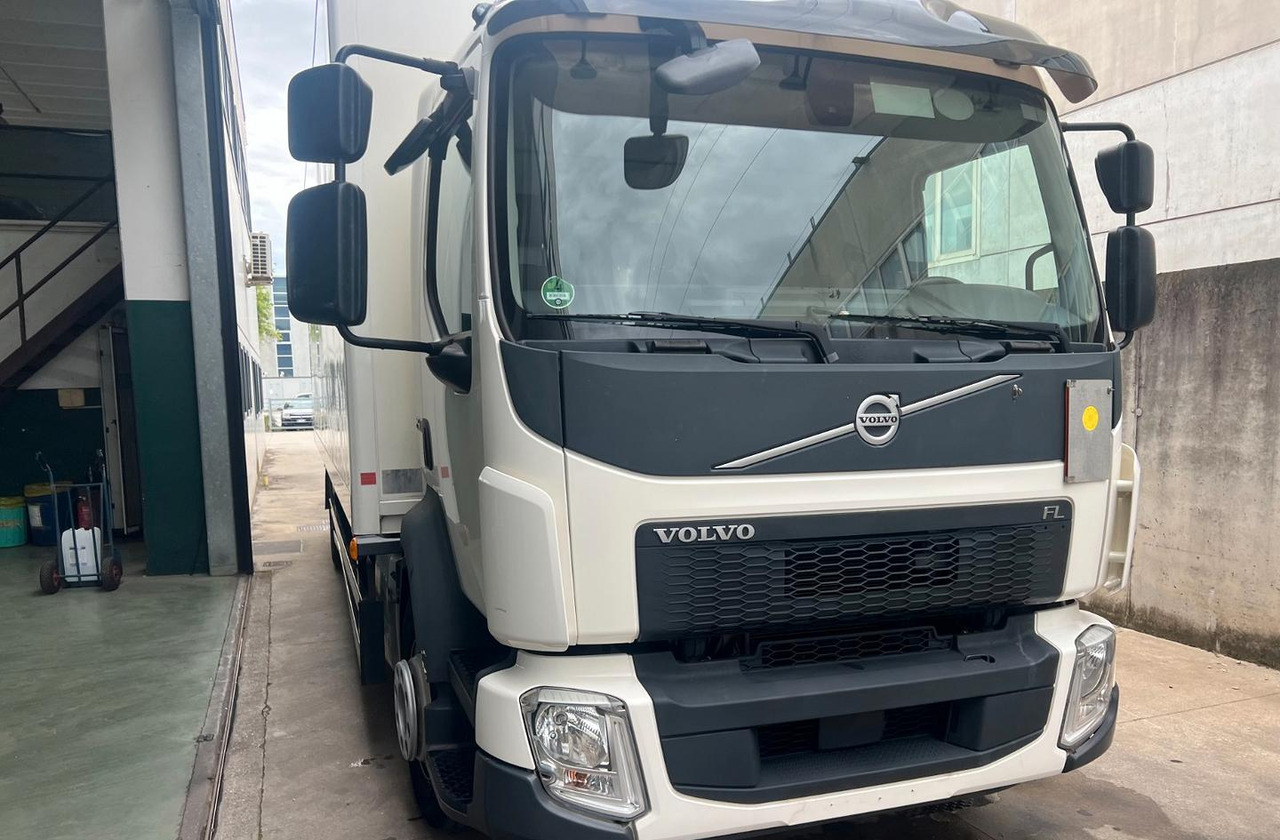 VOLVO FL 250 euro 6 sponda - شاحنة مقفلة: صورة 2 VOLVO FL 250 euro 6 sponda - شاحنة مقفلة: صورة 2