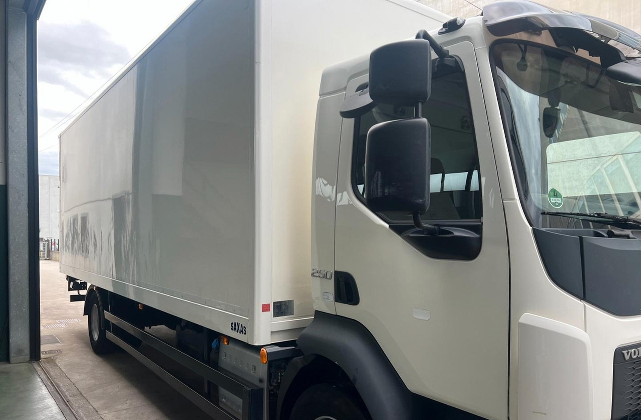 VOLVO FL 250 euro 6 sponda - شاحنة مقفلة: صورة 5 VOLVO FL 250 euro 6 sponda - شاحنة مقفلة: صورة 5
