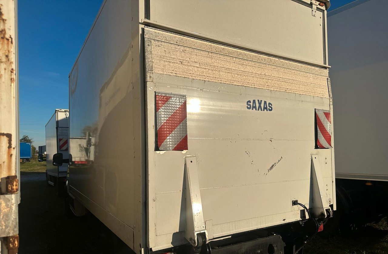 Volkswagen - شاحنة مغلقة الصندوق: صورة 4 Volkswagen - شاحنة مغلقة الصندوق: صورة 4