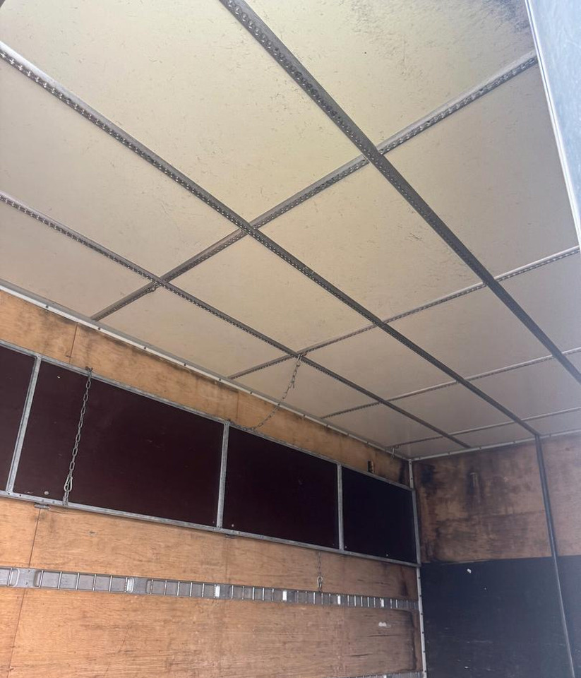 Iveco 75e190 - شاحنة مقفلة: صورة 5 Iveco 75e190 - شاحنة مقفلة: صورة 5