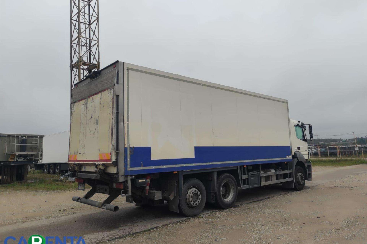 Mercedes-Benz AXOR 940.20 - شاحنة الفريزر: صورة 4 Mercedes-Benz AXOR 940.20 - شاحنة الفريزر: صورة 4