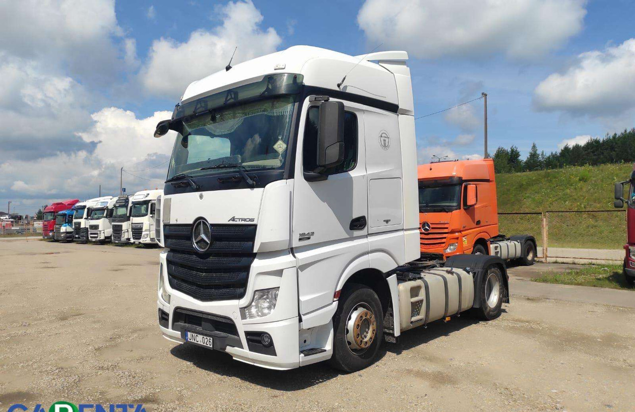 Mercedes-Benz Actros1842 - وحدة جر: صورة 1 Mercedes-Benz Actros1842 - وحدة جر: صورة 1