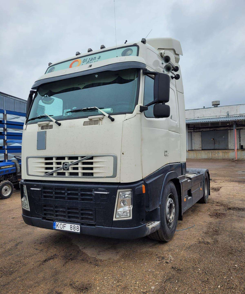 Volvo FH13 440AG - وحدة جر: صورة 1 Volvo FH13 440AG - وحدة جر: صورة 1