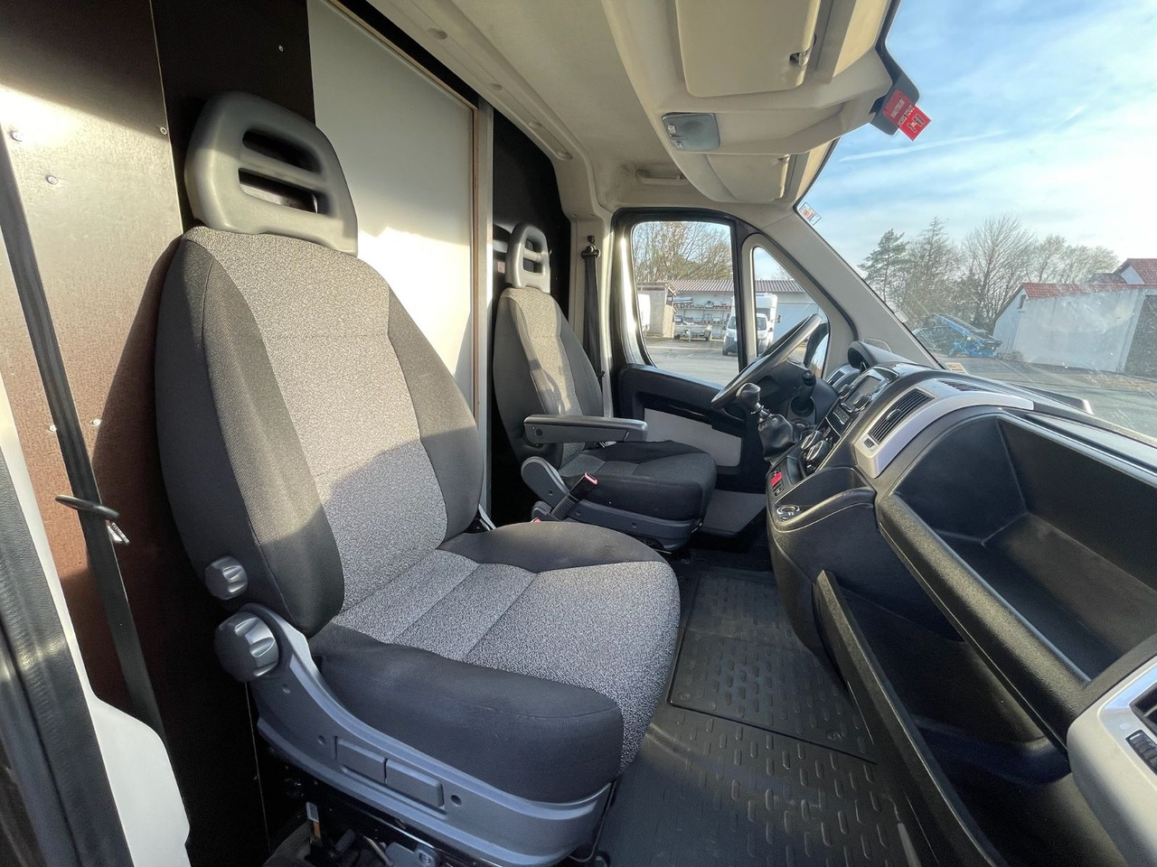 فان المدمجة Fiat Ducato 33 130 L3H2 Kastenwagen/AC/Kamera/EU6: صورة 12