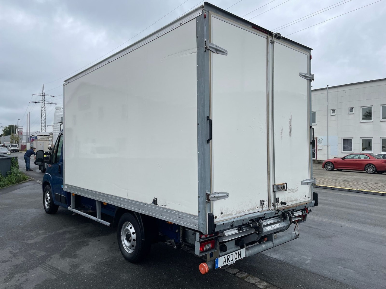 Fiat Ducato Maxi 35 130 L4H2 Koffer/LBW/AC/CAM/EU6d - شاحنة مغلقة الصندوق: صورة 4 Fiat Ducato Maxi 35 130 L4H2 Koffer/LBW/AC/CAM/EU6d - شاحنة مغلقة الصندوق: صورة 4