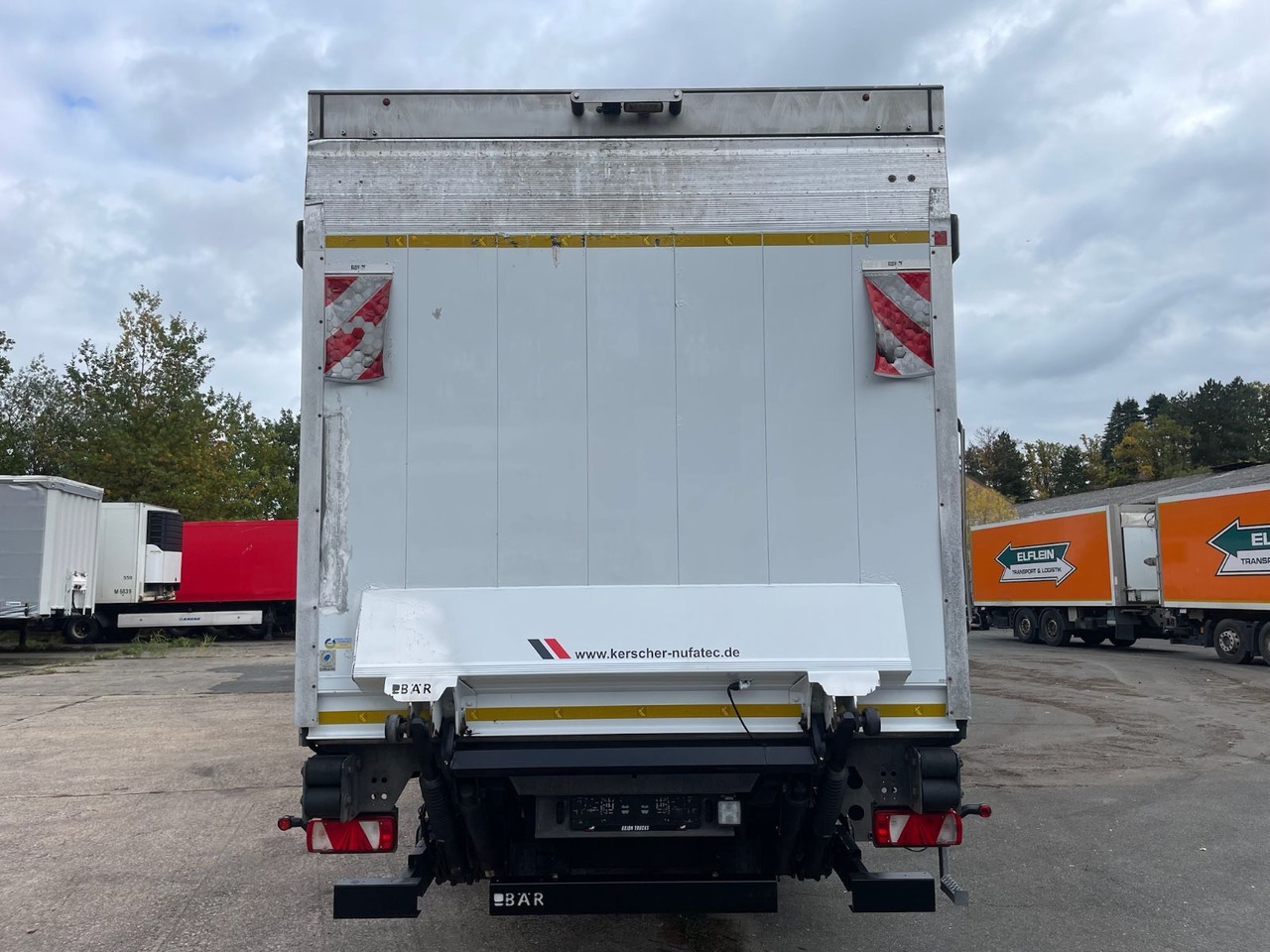 KERSCHER ZAA18 Kühlkoffer/CARRIER/SUPRA900U/LBW - مقطورة فريزر: صورة 3 KERSCHER ZAA18 Kühlkoffer/CARRIER/SUPRA900U/LBW - مقطورة فريزر: صورة 3