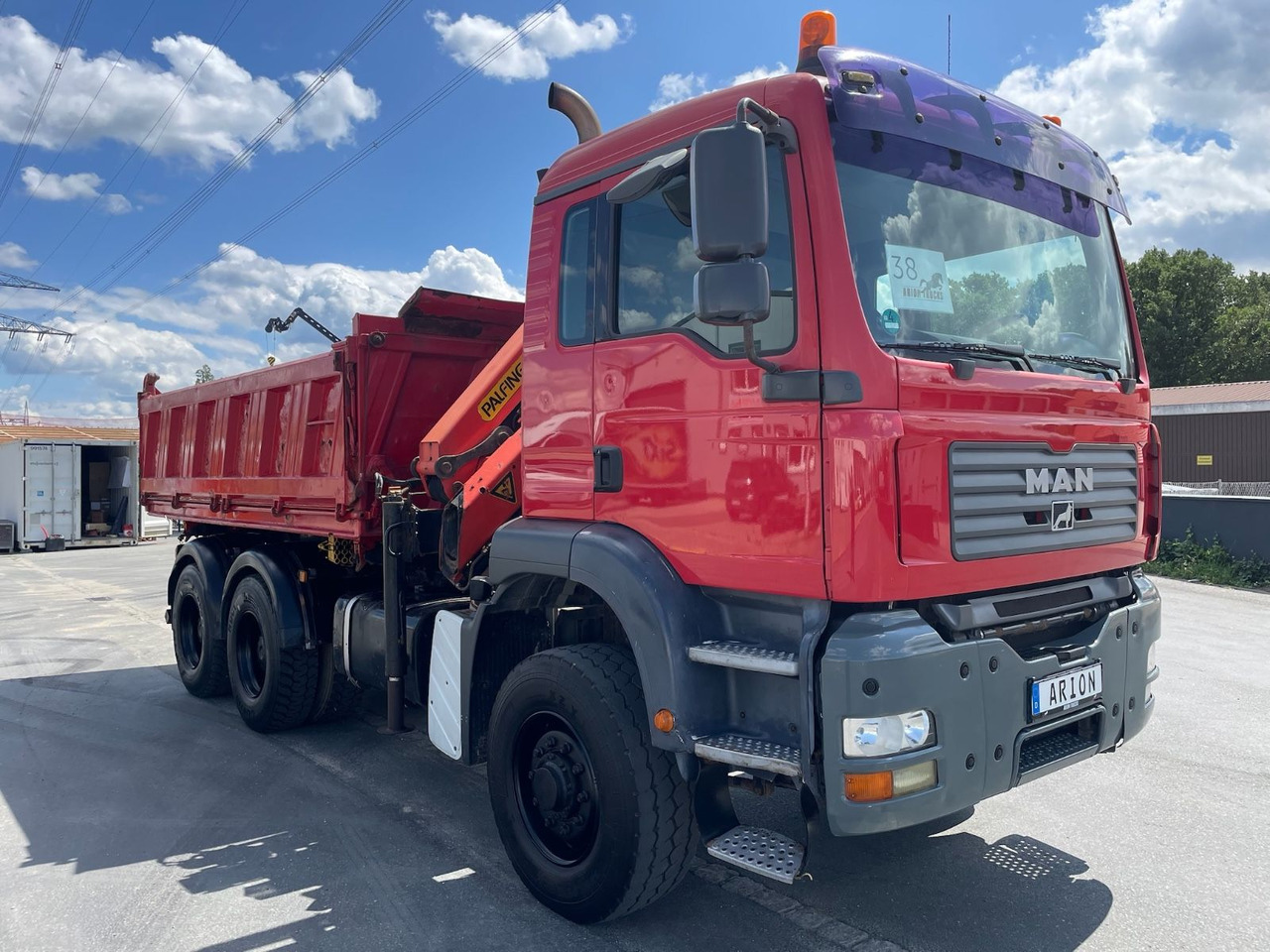 MAN TGA 26.360 6x6H Dreiseitenkipper/Kran/PALFINGER - شاحنة قلاب, شاحنة كرين: صورة 1 MAN TGA 26.360 6x6H Dreiseitenkipper/Kran/PALFINGER - شاحنة قلاب, شاحنة كرين: صورة 1