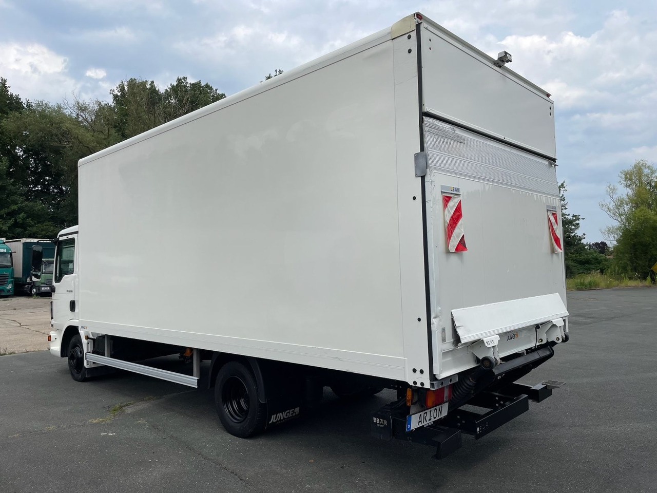 MAN TGL 8.190 4x2 BL Koffer/MIETE/MIETKAUF/LBW/EU6d - شاحنة مغلقة الصندوق: صورة 4 MAN TGL 8.190 4x2 BL Koffer/MIETE/MIETKAUF/LBW/EU6d - شاحنة مغلقة الصندوق: صورة 4