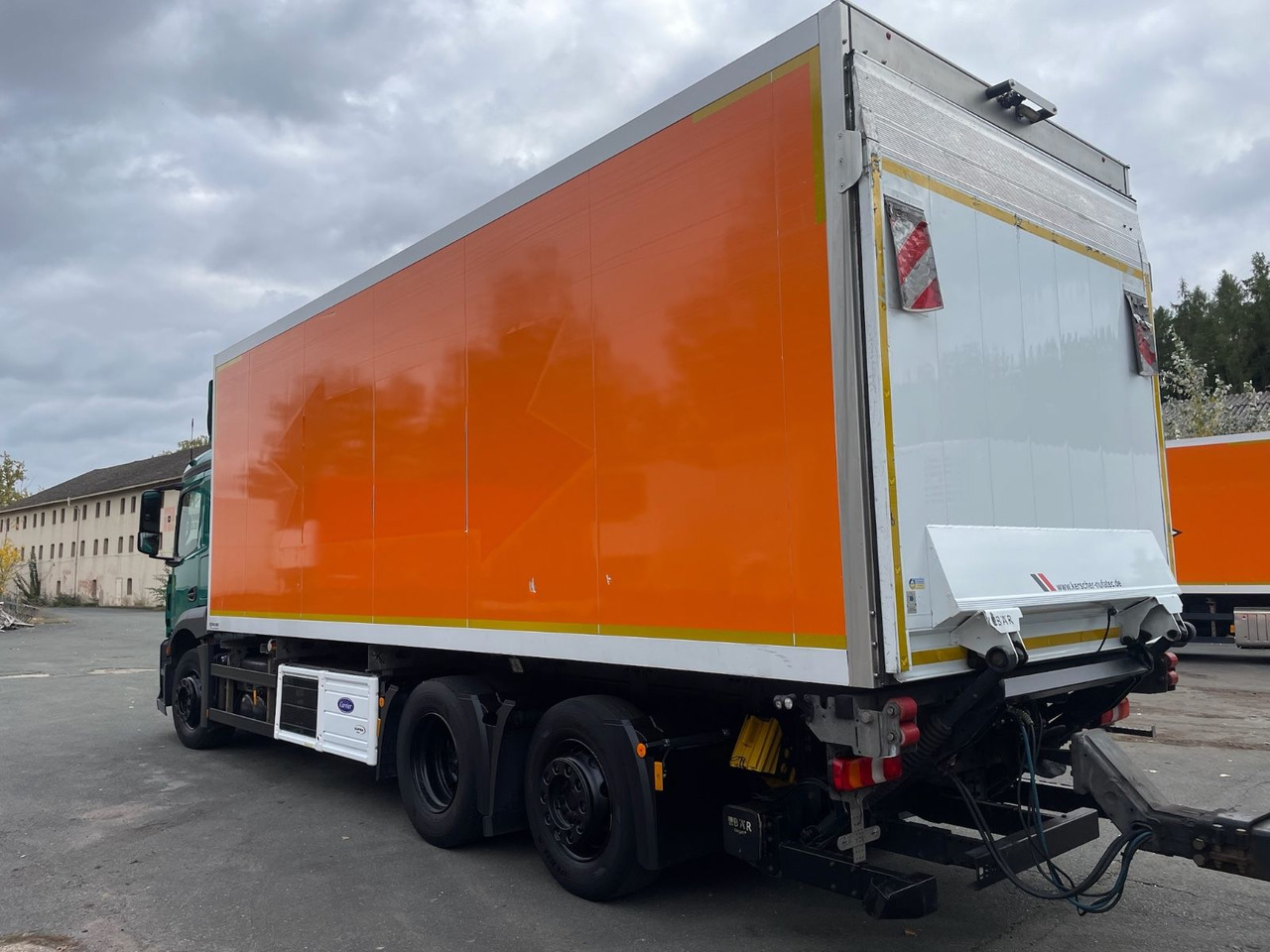 Mercedes-Benz Antos 2543 6x2 Kühlkoffer/CARRIER/NLA/LBW/AC/EU6 - شاحنة الفريزر: صورة 4 Mercedes-Benz Antos 2543 6x2 Kühlkoffer/CARRIER/NLA/LBW/AC/EU6 - شاحنة الفريزر: صورة 4