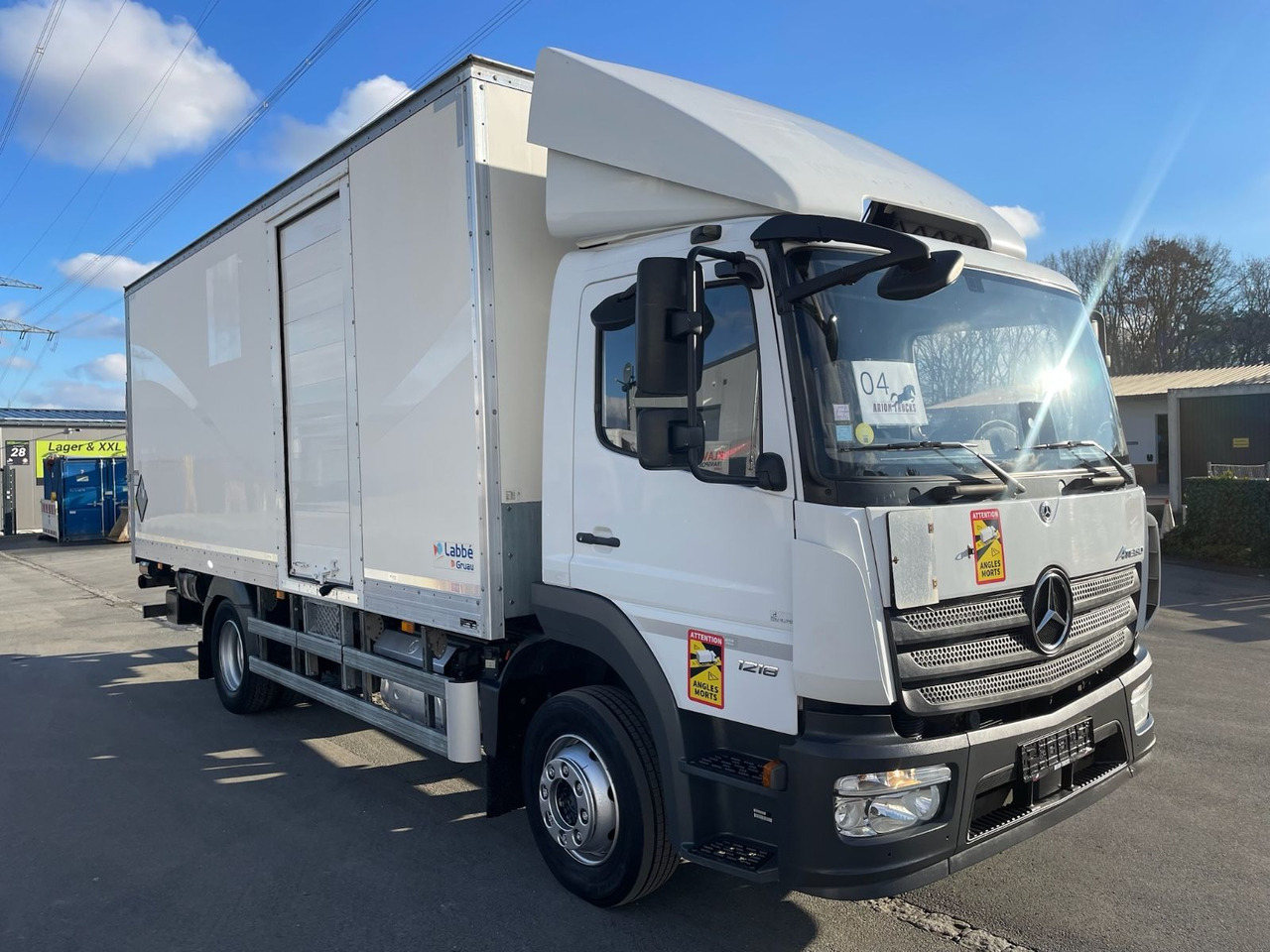 Mercedes-Benz Atego 1218 4x2 Koffer/FULL-ADR/EXIII/LBW/AC/EU6d - شاحنة مقفلة: صورة 1 Mercedes-Benz Atego 1218 4x2 Koffer/FULL-ADR/EXIII/LBW/AC/EU6d - شاحنة مقفلة: صورة 1