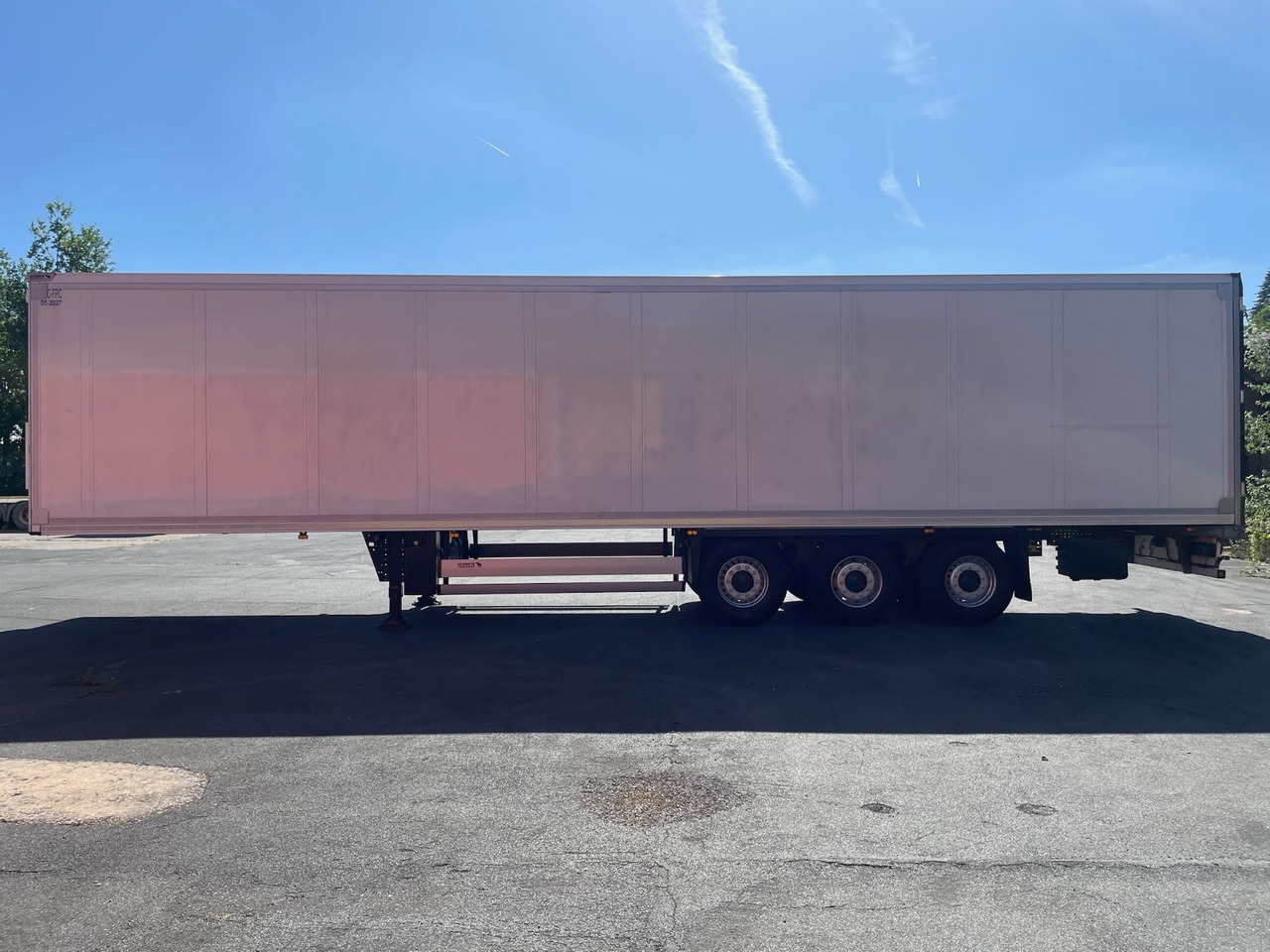 Schmitz Cargobull SCB*S3B /TÜV04-26/LikeNew/2195h/Multi-Temp/13,4m - نصف مقطورة مُبرِّدة: صورة 4 Schmitz Cargobull SCB*S3B /TÜV04-26/LikeNew/2195h/Multi-Temp/13,4m - نصف مقطورة مُبرِّدة: صورة 4