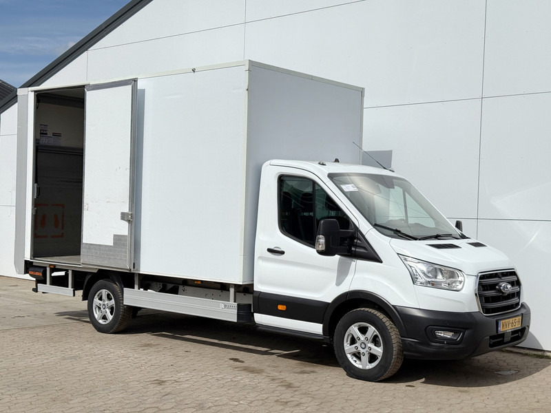 Ford Transit 2.0 TDCI 130pk Laadklep Airco Cruise Control 360 Camera Bakwagen Meubelbak - شاحنة مغلقة الصندوق: صورة 5 Ford Transit 2.0 TDCI 130pk Laadklep Airco Cruise Control 360 Camera Bakwagen Meubelbak - شاحنة مغلقة الصندوق: صورة 5