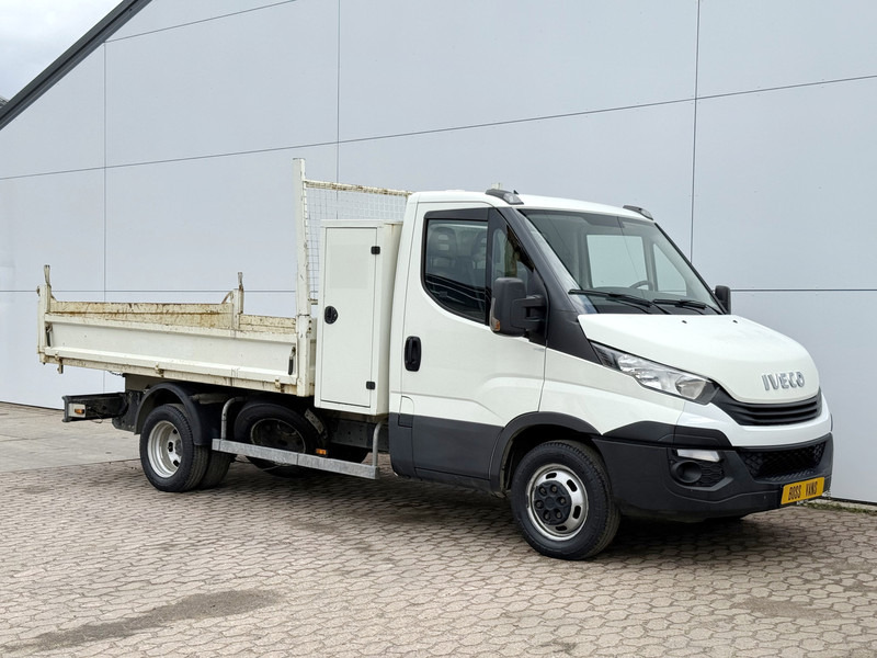 Iveco Daily 35C12 2.3 Kipper Dubbellucht 3.5t Trekhaak Airco Cruise Control Luchtgeveerde stoel - قلاب صغير: صورة 5 Iveco Daily 35C12 2.3 Kipper Dubbellucht 3.5t Trekhaak Airco Cruise Control Luchtgeveerde stoel - قلاب صغير: صورة 5