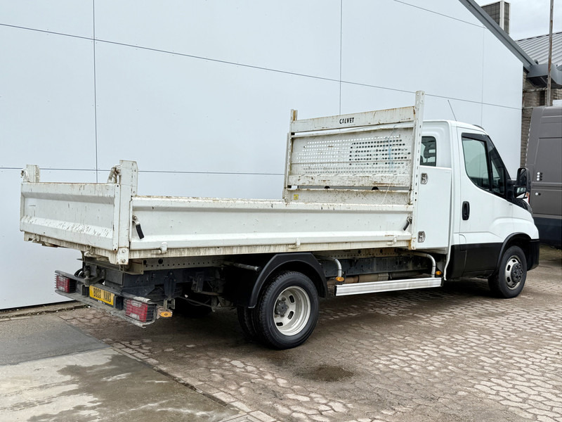 Iveco Daily 35C12 2.3 L3 Kipper Dubbellucht 3.5t Trekhaak Airco Cruise Control Lucht Geveerde Stoel - قلاب صغير: صورة 4 Iveco Daily 35C12 2.3 L3 Kipper Dubbellucht 3.5t Trekhaak Airco Cruise Control Lucht Geveerde Stoel - قلاب صغير: صورة 4