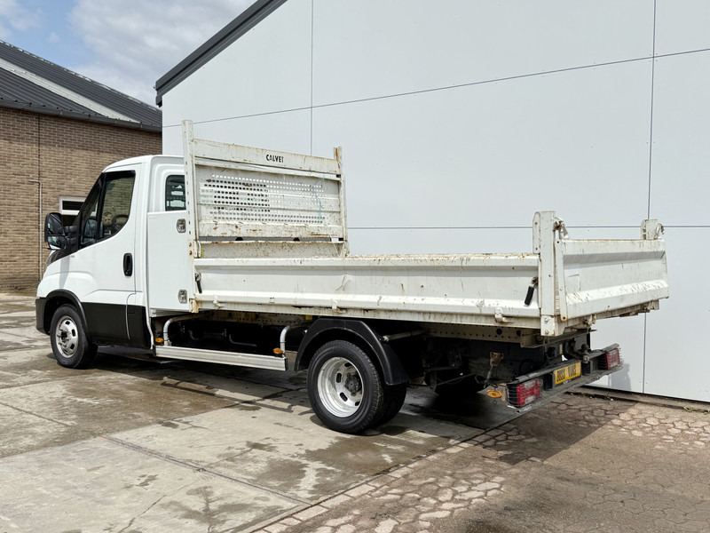 Iveco Daily 35C12 2.3 L3 Kipper Dubbellucht 3.5t Trekhaak Airco Cruise Control Lucht Geveerde Stoel - قلاب صغير: صورة 3 Iveco Daily 35C12 2.3 L3 Kipper Dubbellucht 3.5t Trekhaak Airco Cruise Control Lucht Geveerde Stoel - قلاب صغير: صورة 3