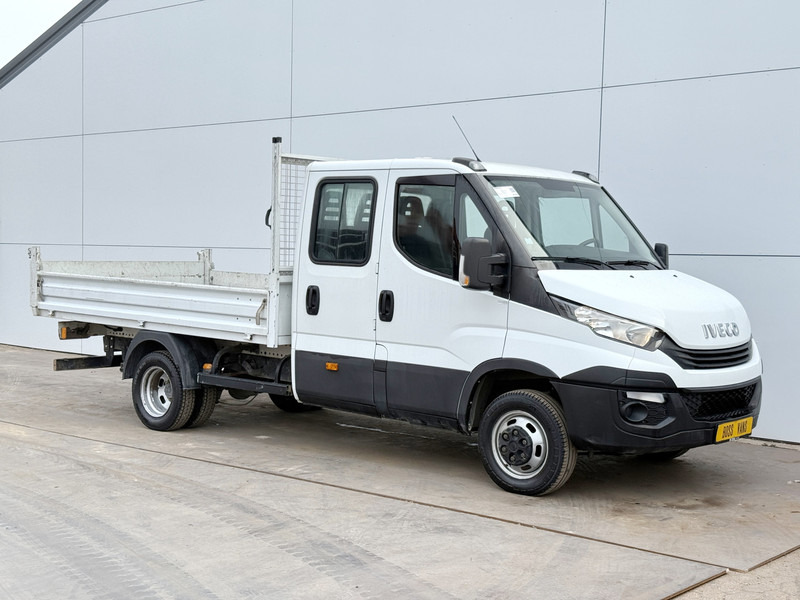 Iveco Daily 35C14 2.3 Dubbele Cabine Dubbellucht 7 Stoelen Airco Cruise Control Trekhaak 3.5t Tipper Benne Kipper - قلاب صغير, الشاحنات الصغيرة كابينة مزدوجة: صورة 5 Iveco Daily 35C14 2.3 Dubbele Cabine Dubbellucht 7 Stoelen Airco Cruise Control Trekhaak 3.5t Tipper Benne Kipper - قلاب صغير, الشاحنات الصغيرة كابينة مزدوجة: صورة 5