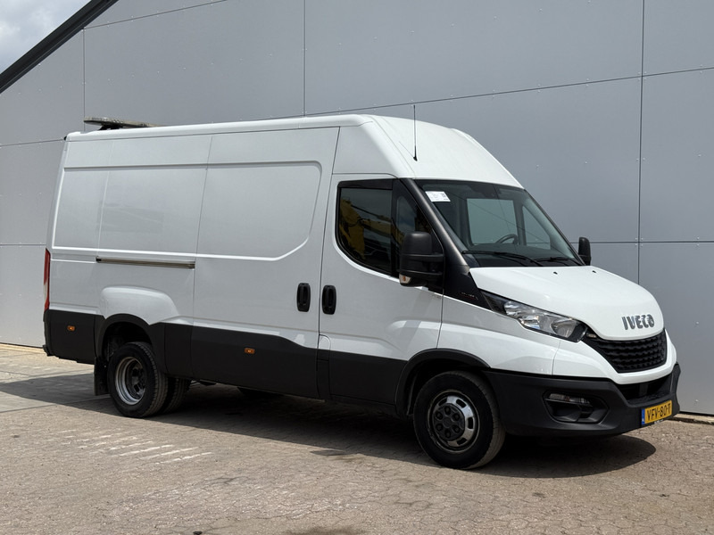 Iveco Daily 35C18 3.0 L2H2 Airco Cruise Control 3,5 Tons Trekhaak 5-26 APK Lucht geveerde stoel - فان المدمجة: صورة 4 Iveco Daily 35C18 3.0 L2H2 Airco Cruise Control 3,5 Tons Trekhaak 5-26 APK Lucht geveerde stoel - فان المدمجة: صورة 4