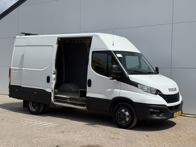 Iveco Daily 35C18 3.0 L2H2 Airco Cruise Control 3,5 Tons Trekhaak 5-26 APK Lucht geveerde stoel - فان المدمجة: صورة 5 Iveco Daily 35C18 3.0 L2H2 Airco Cruise Control 3,5 Tons Trekhaak 5-26 APK Lucht geveerde stoel - فان المدمجة: صورة 5