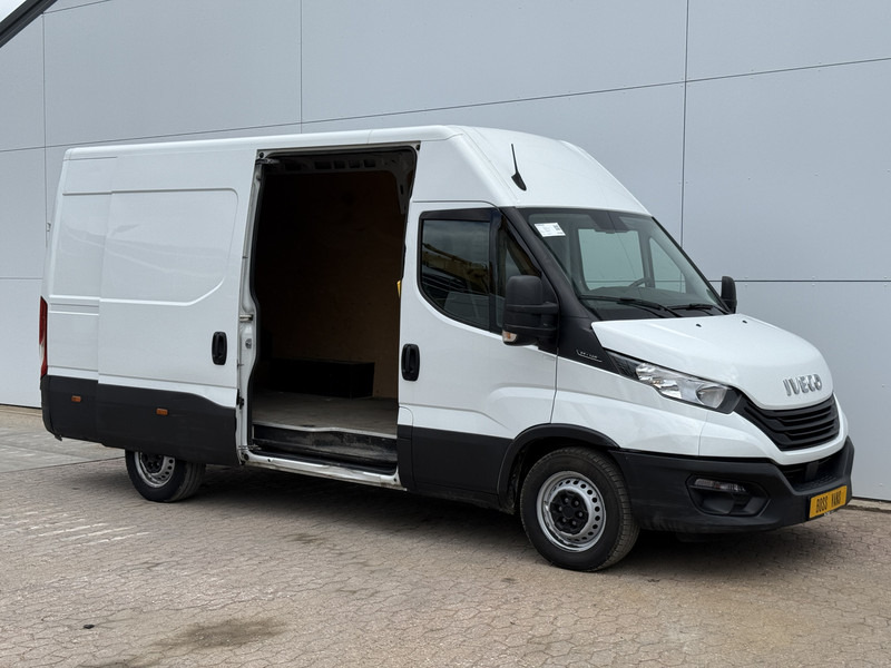 Iveco Daily 35S14 2.3 L2H2 Airco Cruise 3.5ton Trekgewicht Lucht geveerde stoel - فان المدمجة: صورة 5 Iveco Daily 35S14 2.3 L2H2 Airco Cruise 3.5ton Trekgewicht Lucht geveerde stoel - فان المدمجة: صورة 5
