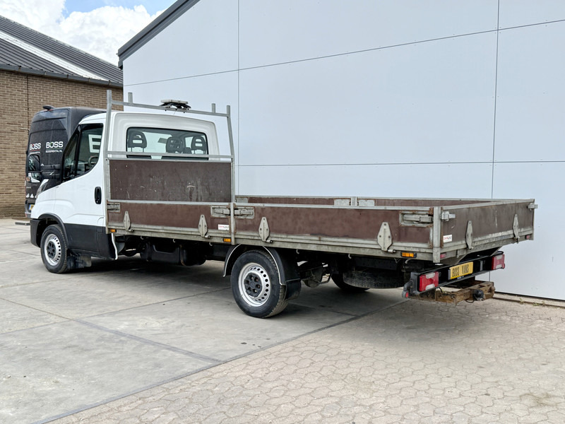 Iveco Daily 35S14 2.3 L3H1 Airco Cruise Control Standkachel Trekhaak Open Laadbak Pritische Lucht geveerde stoel - شاحنة مفتوحة: صورة 2 Iveco Daily 35S14 2.3 L3H1 Airco Cruise Control Standkachel Trekhaak Open Laadbak Pritische Lucht geveerde stoel - شاحنة مفتوحة: صورة 2