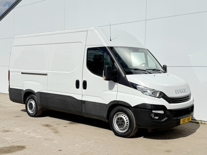 Iveco Daily 35S14 L2H2 Luchtvering Trekhaak Cruise Control Climate Control Lucht Geveerde Bestuurdersstoel - فان: صورة 4 Iveco Daily 35S14 L2H2 Luchtvering Trekhaak Cruise Control Climate Control Lucht Geveerde Bestuurdersstoel - فان: صورة 4