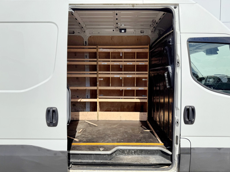 فان Iveco Daily 35S14 L2H2 Luchtvering Trekhaak Cruise Control Climate Control Lucht Geveerde Bestuurdersstoel: صورة 10
