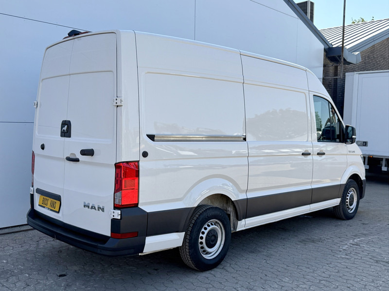 MAN TGE 3.140 2.0 TDI Automaat L3H3 Airco Cruise Control Apple Carplay Camera Parkeersensoren voor achter - فان: صورة 3 MAN TGE 3.140 2.0 TDI Automaat L3H3 Airco Cruise Control Apple Carplay Camera Parkeersensoren voor achter - فان: صورة 3