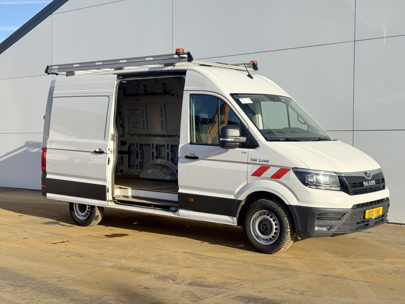 MAN TGE 3.140 2.0 TDI L3H3 Airco Cruise Control Trekhaak Carplay Navigatie Parkeersensoren voor achter - فان: صورة 5 MAN TGE 3.140 2.0 TDI L3H3 Airco Cruise Control Trekhaak Carplay Navigatie Parkeersensoren voor achter - فان: صورة 5