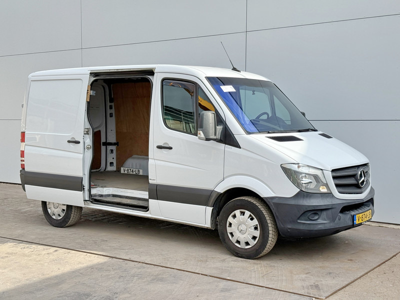 Mercedes-Benz Sprinter 311 2.1 CDI Automaat L2H1 Climate Control Cruise Control Camera trekhaak en lucht geveerde stoel - فان: صورة 5 Mercedes-Benz Sprinter 311 2.1 CDI Automaat L2H1 Climate Control Cruise Control Camera trekhaak en lucht geveerde stoel - فان: صورة 5