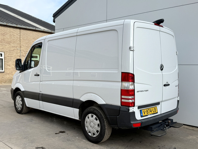 Mercedes-Benz Sprinter 311 2.1 CDI Automaat L2H1 Climate Control Cruise Control Camera trekhaak en lucht geveerde stoel - فان: صورة 2 Mercedes-Benz Sprinter 311 2.1 CDI Automaat L2H1 Climate Control Cruise Control Camera trekhaak en lucht geveerde stoel - فان: صورة 2