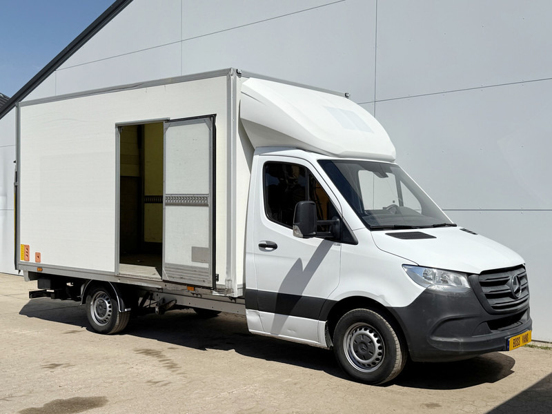 Mercedes-Benz Sprinter 314 2.2 CDI Automaat Laadklep Zijdeur Climate Control Cruise Control Camera - شاحنة مغلقة الصندوق: صورة 5 Mercedes-Benz Sprinter 314 2.2 CDI Automaat Laadklep Zijdeur Climate Control Cruise Control Camera - شاحنة مغلقة الصندوق: صورة 5