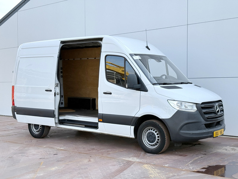 Mercedes-Benz Sprinter 314 2.2 CDI L2H2 Climate Control Cruise Control Carplay - فان: صورة 5 Mercedes-Benz Sprinter 314 2.2 CDI L2H2 Climate Control Cruise Control Carplay - فان: صورة 5