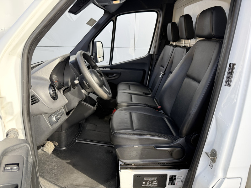 Mercedes-Benz Sprinter 314 2.2 CDI Laadklep Automaat Climate Control Koffer Bakwagen Meubelbak - شاحنة مغلقة الصندوق: صورة 5 Mercedes-Benz Sprinter 314 2.2 CDI Laadklep Automaat Climate Control Koffer Bakwagen Meubelbak - شاحنة مغلقة الصندوق: صورة 5