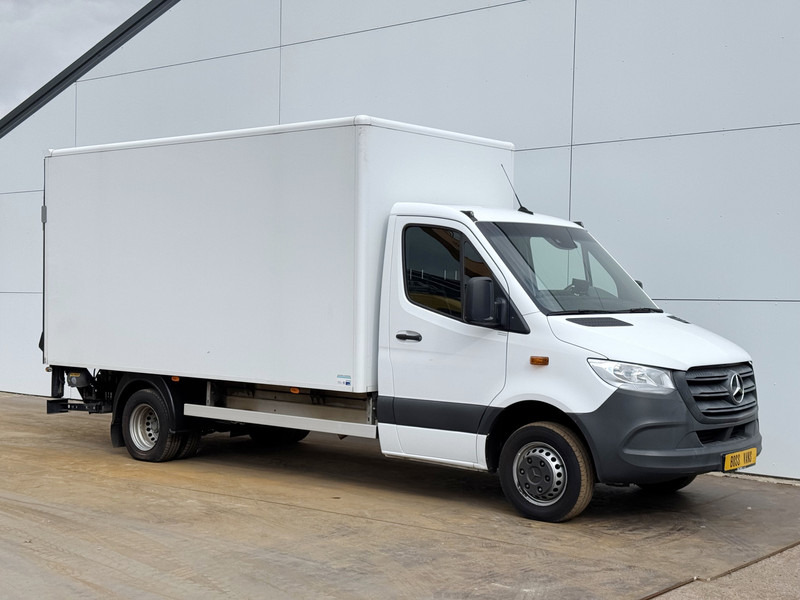 Mercedes-Benz Sprinter 514 2.2 CDI Automaat Laadklep Climate Control Camera Carplay Bakwagen Meubelbak - شاحنة مغلقة الصندوق: صورة 4 Mercedes-Benz Sprinter 514 2.2 CDI Automaat Laadklep Climate Control Camera Carplay Bakwagen Meubelbak - شاحنة مغلقة الصندوق: صورة 4