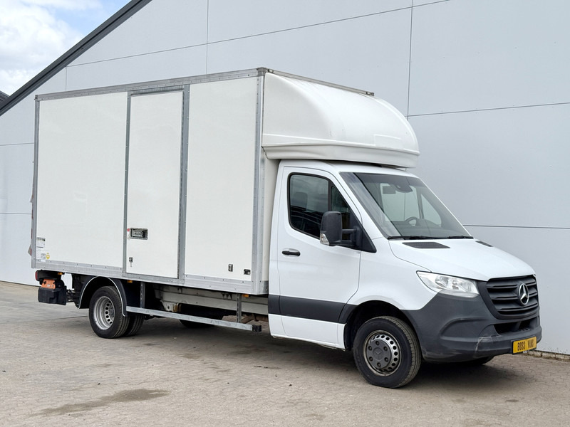 Mercedes-Benz Sprinter 514 2.2 CDI Dubbellucht Laadklep Airco Cruise Control Bakwagen Meubelbak Koffer - شاحنة مغلقة الصندوق: صورة 4 Mercedes-Benz Sprinter 514 2.2 CDI Dubbellucht Laadklep Airco Cruise Control Bakwagen Meubelbak Koffer - شاحنة مغلقة الصندوق: صورة 4