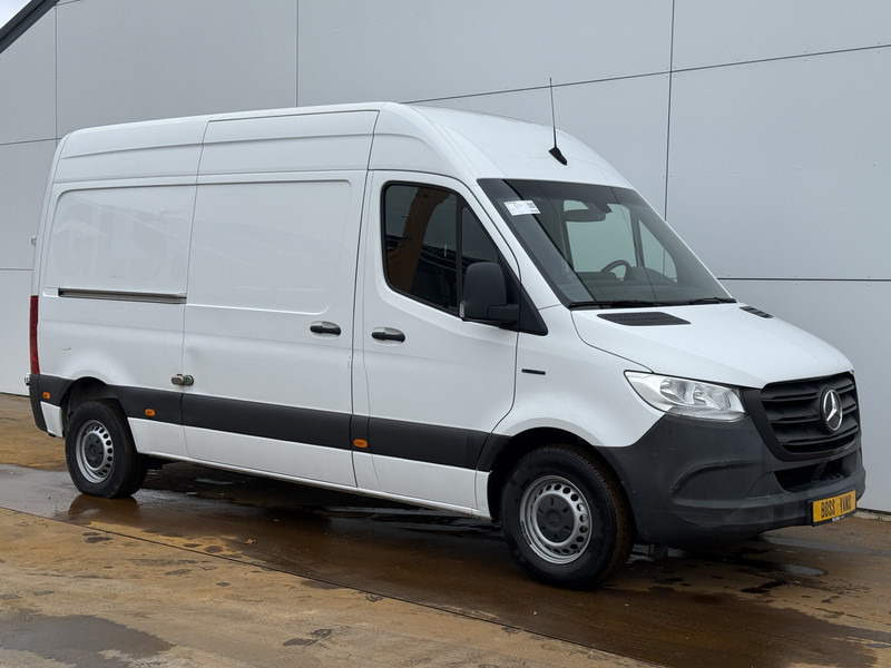Mercedes-Benz eSprinter 312 55kWh ALL-IN PRIJS L2H2 55kWh 168km WLTP 80kw Snelladen Climate Control Camera Stoelverwarming - فان, فان كهربائية: صورة 4 Mercedes-Benz eSprinter 312 55kWh ALL-IN PRIJS L2H2 55kWh 168km WLTP 80kw Snelladen Climate Control Camera Stoelverwarming - فان, فان كهربائية: صورة 4