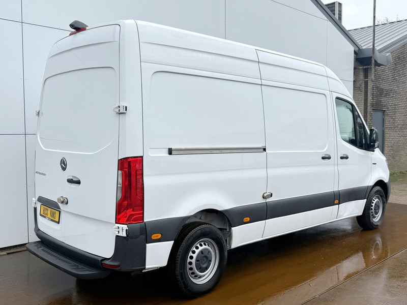Mercedes-Benz eSprinter 312 55kWh ALL-IN PRIJS L2H2 55kWh 168km WLTP 80kw Snelladen Climate Control Camera Stoelverwarming - فان المدمجة, فان كهربائية: صورة 3 Mercedes-Benz eSprinter 312 55kWh ALL-IN PRIJS L2H2 55kWh 168km WLTP 80kw Snelladen Climate Control Camera Stoelverwarming - فان المدمجة, فان كهربائية: صورة 3