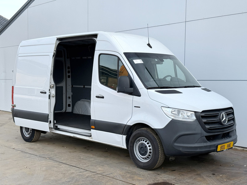 Mercedes-Benz eSprinter 312 L2H2 100% Elektrisch 55kWh 168km WLTP 80kw Snelladen Climate Control Camera Stoelverwarming - فان, فان كهربائية: صورة 5 Mercedes-Benz eSprinter 312 L2H2 100% Elektrisch 55kWh 168km WLTP 80kw Snelladen Climate Control Camera Stoelverwarming - فان, فان كهربائية: صورة 5