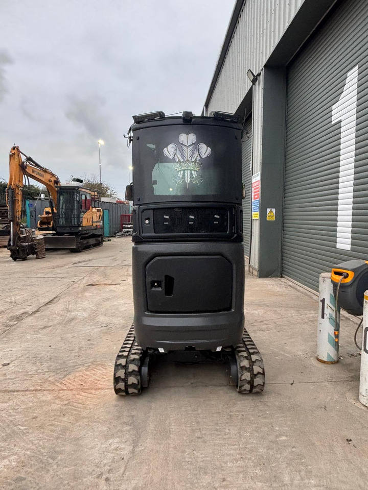 Case CX22D Engcon - حفارة مُصَّغرة: صورة 4 Case CX22D Engcon - حفارة مُصَّغرة: صورة 4