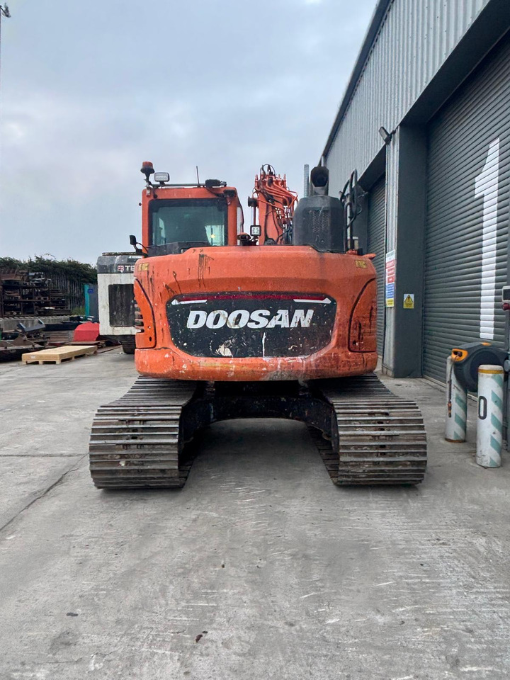Doosan DX140LCR - حفار زحاف: صورة 4 Doosan DX140LCR - حفار زحاف: صورة 4