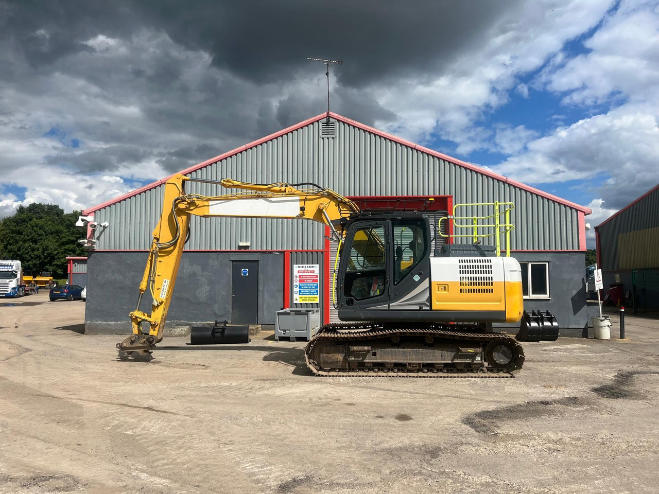 Kobelco SK130LC-11 - حفار زحاف: صورة 2 Kobelco SK130LC-11 - حفار زحاف: صورة 2