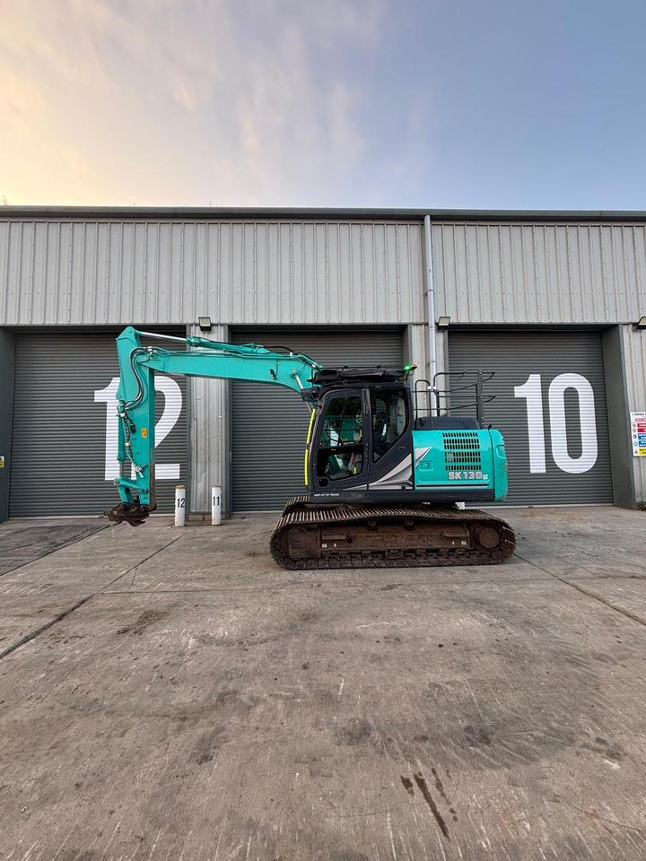 Kobelco SK130LC-11 - حفار زحاف: صورة 2 Kobelco SK130LC-11 - حفار زحاف: صورة 2