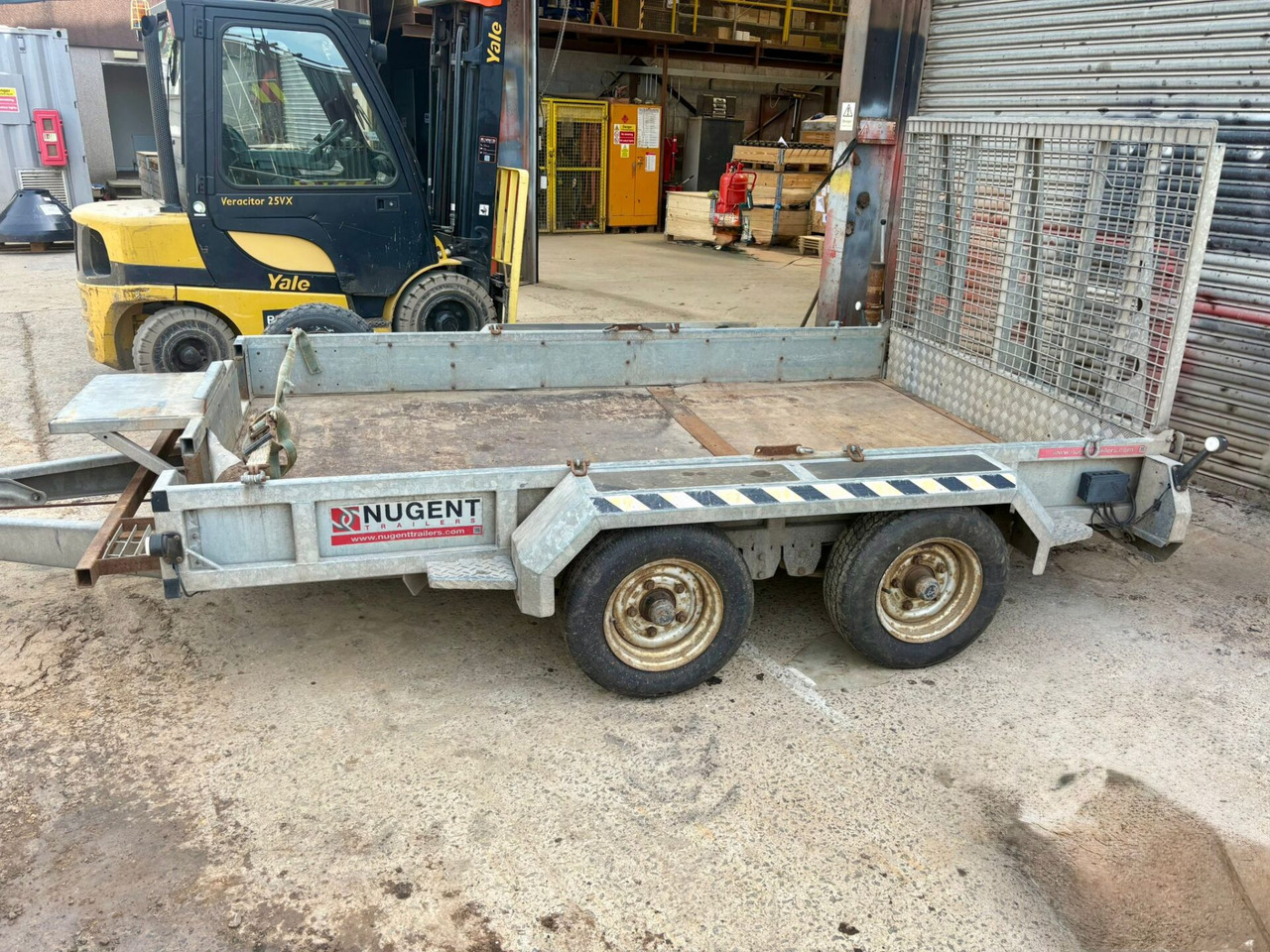 Nugent Trailer - مقطورة لنقل المعدات: صورة 1 Nugent Trailer - مقطورة لنقل المعدات: صورة 1