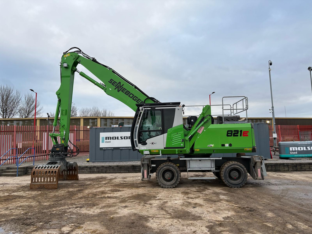 Sennebogen 821E - معالج النفايات: صورة 2 Sennebogen 821E - معالج النفايات: صورة 2