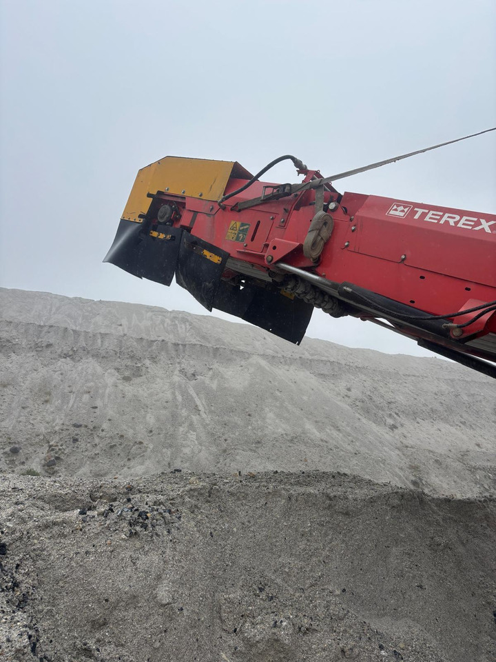 Terex Finlay J-1175 - كسارة: صورة 1 Terex Finlay J-1175 - كسارة: صورة 1