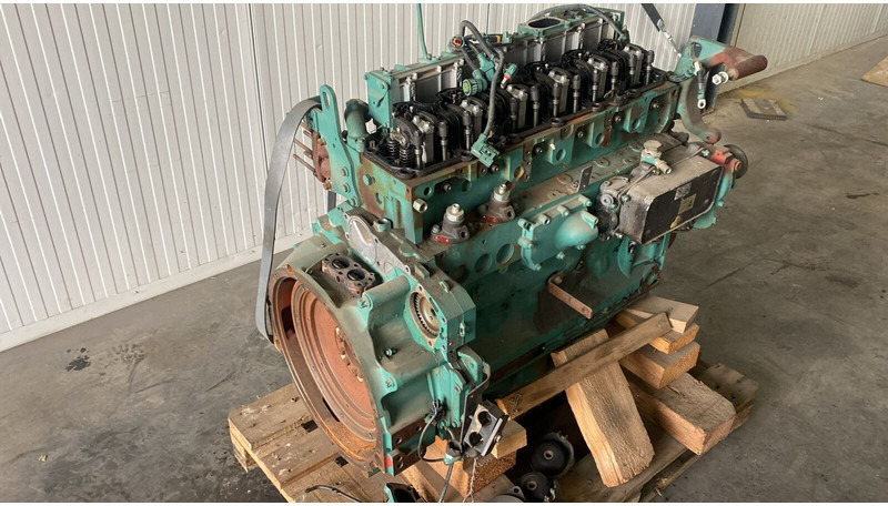 Volvo D6H FOR PARTS - محرك: صورة 4 Volvo D6H FOR PARTS - محرك: صورة 4