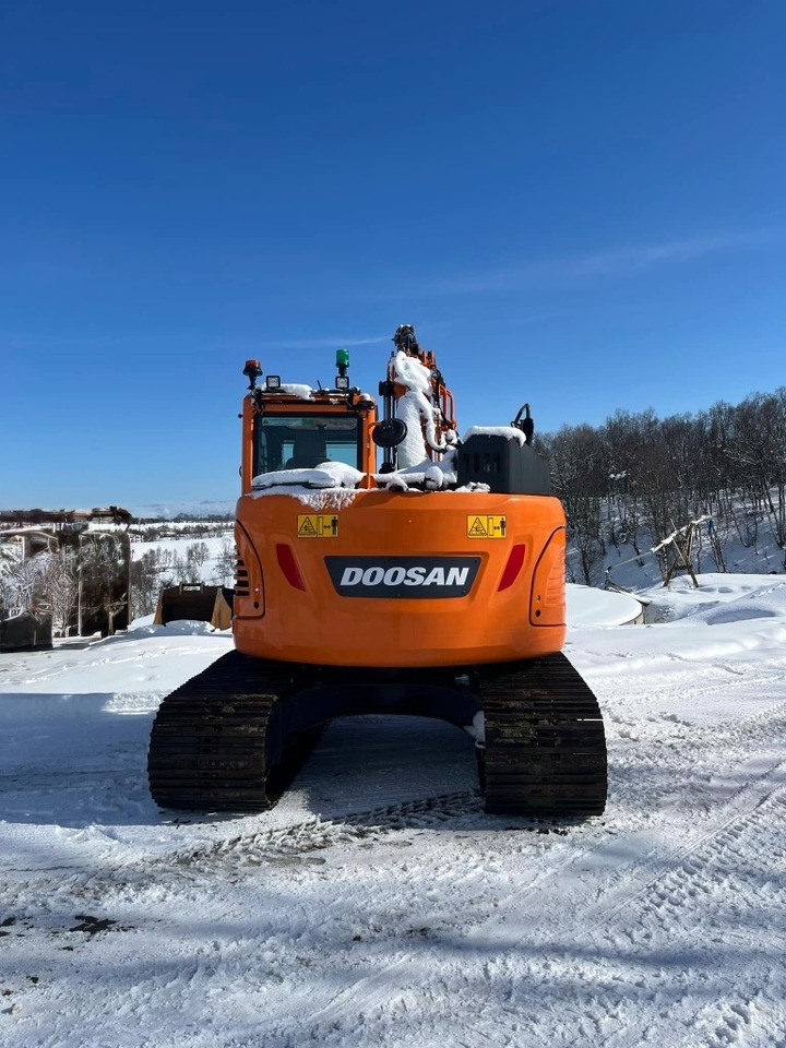 Doosan DX 140 LCR-5 - حفار زحاف: صورة 3 Doosan DX 140 LCR-5 - حفار زحاف: صورة 3