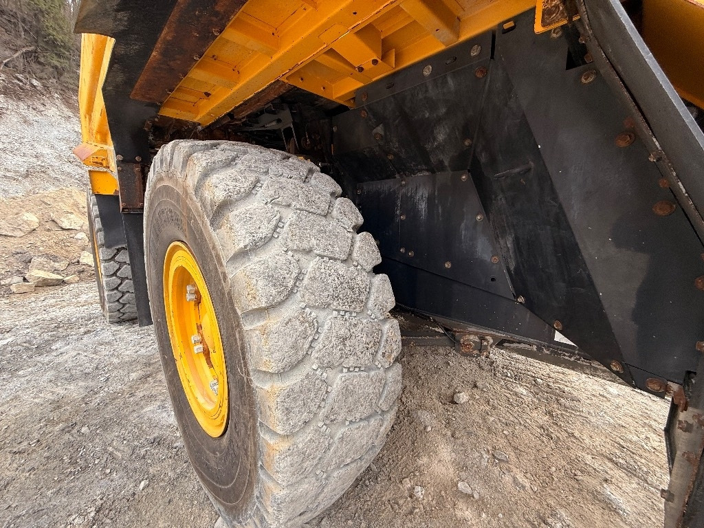 Komatsu HD 405 - 8E0  Komatsu HD 405 - 8E0: صورة 16