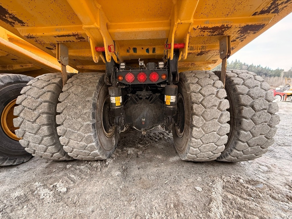 Komatsu HD 405 - 8E0  Komatsu HD 405 - 8E0: صورة 11